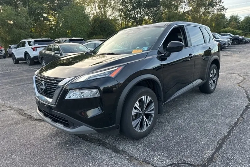 2023 Nissan Rogue SV photo 1