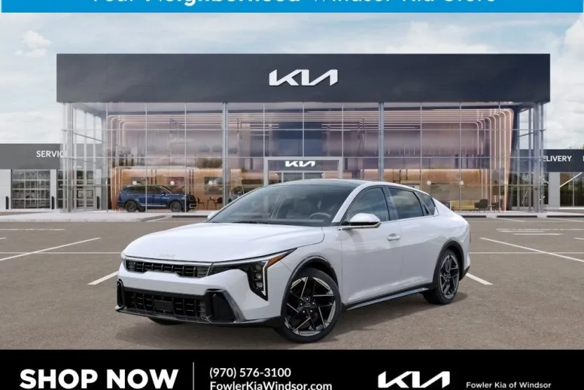 2025 Kia K4 GT-Line photo 1