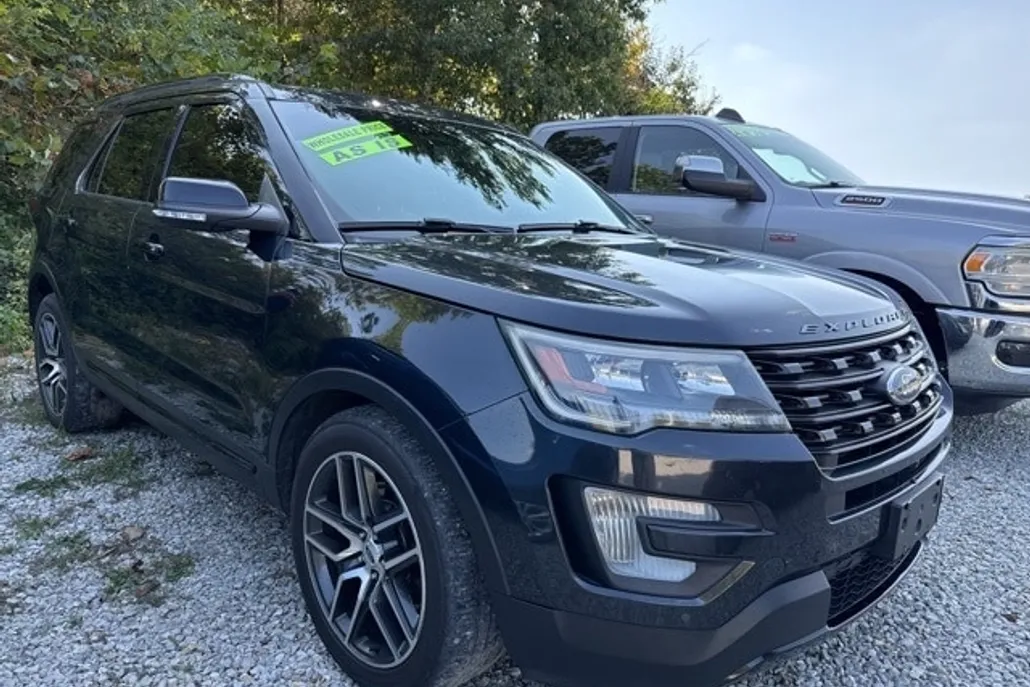 2017 Ford Explorer Sport photo 1