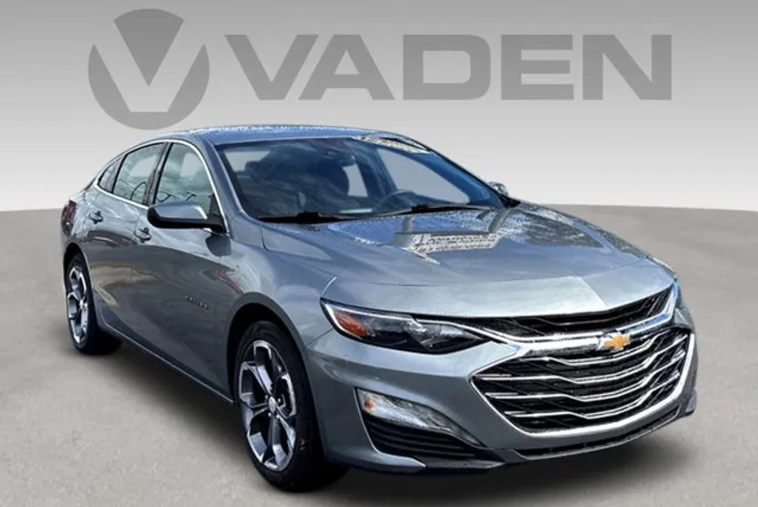 2023 Chevrolet Malibu 1LT photo 1
