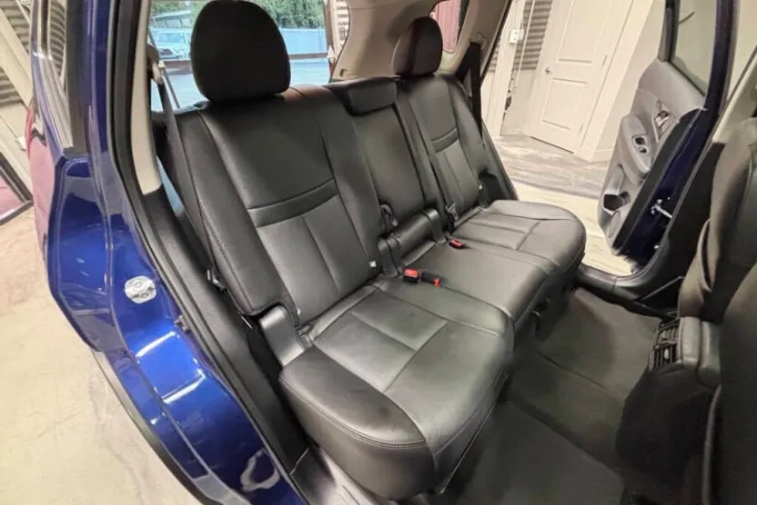 2019 Nissan Rogue SL photo 1