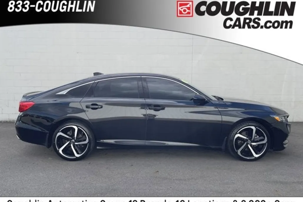 2018 Honda Accord Sport 2.0T photo 1