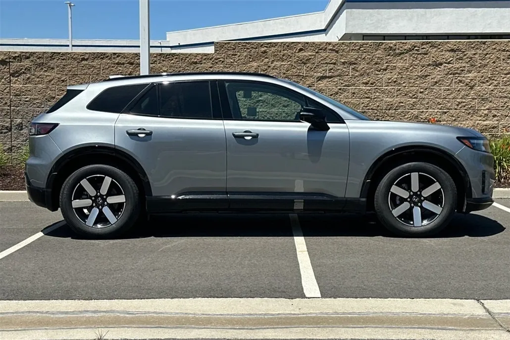 2025 Honda Prologue Touring photo 1