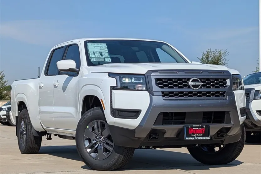 2026 Nissan Frontier photo 1