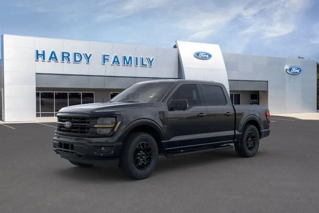 2025 Ford F-150 XLT photo 1