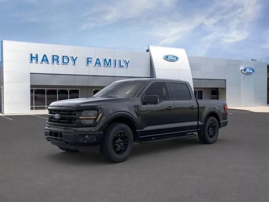 2025 Ford F-150 XLT photo 1