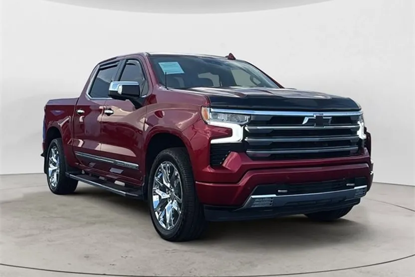 2024 Chevrolet Silverado 1500 High Country photo 1