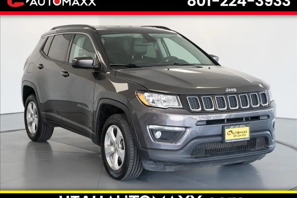 2021 Jeep Compass Latitude photo 1
