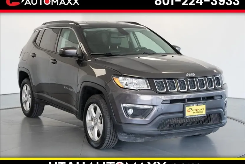 2021 Jeep Compass Latitude photo 1