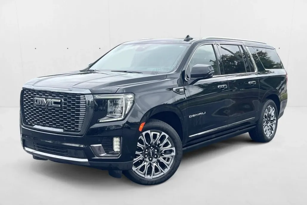 2023 Gmc Yukon XL Denali Ultimate photo 1