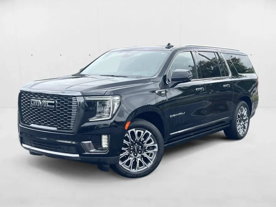 2023 Gmc Yukon XL Denali Ultimate photo 1