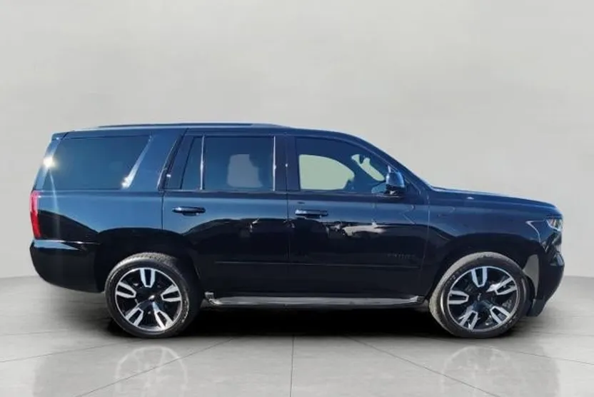 2020 Chevrolet Tahoe Premier photo 1