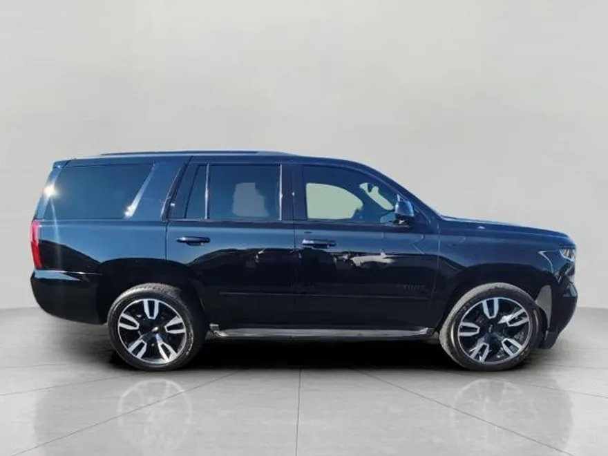 2020 Chevrolet Tahoe Premier photo 1