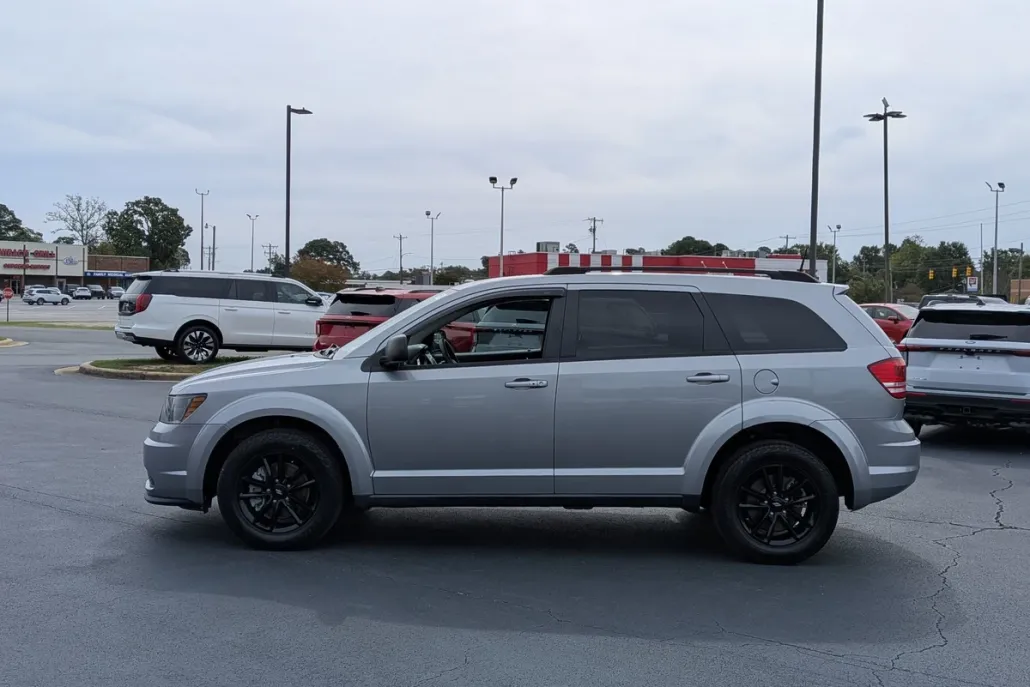 2020 Dodge Journey SE Value photo 1