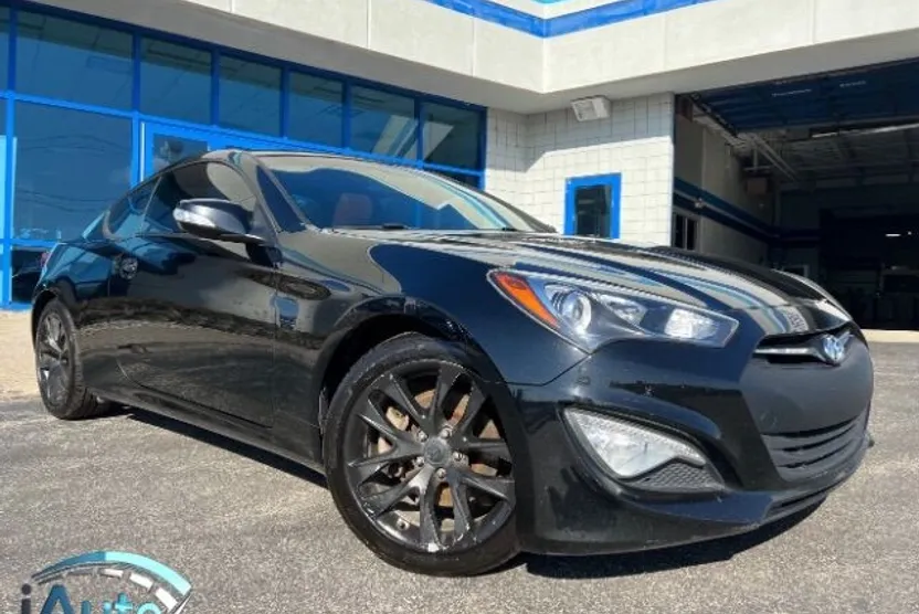 2013 Hyundai Genesis Coupe 3.8 Grand Touring photo 1