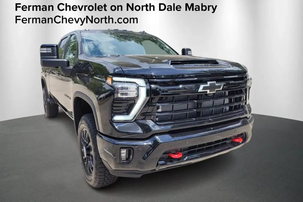 2025 Chevrolet Silverado 2500HD LTZ photo 1