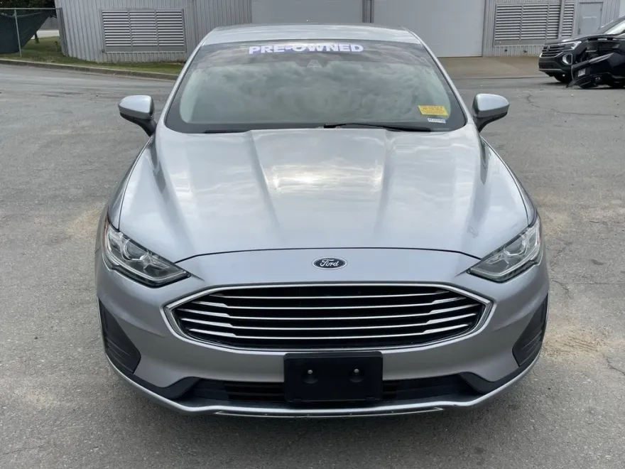 2020 Ford Fusion SE photo 1