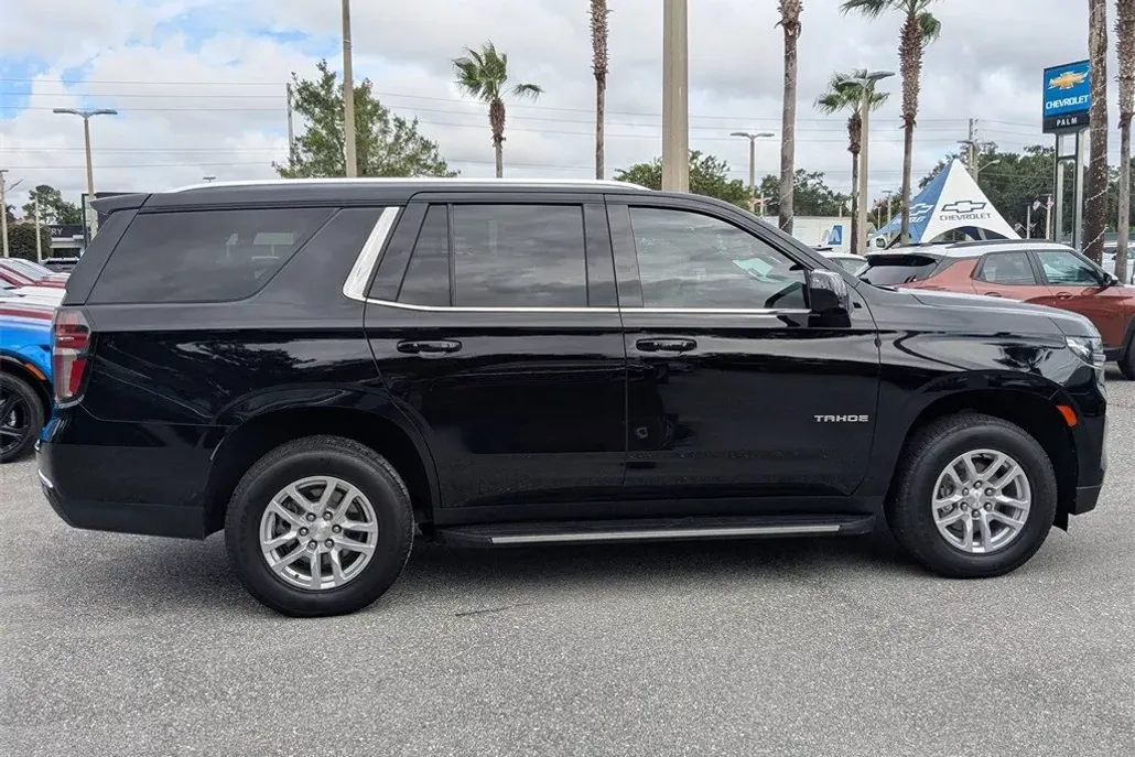 2024 Chevrolet Tahoe LS photo 1