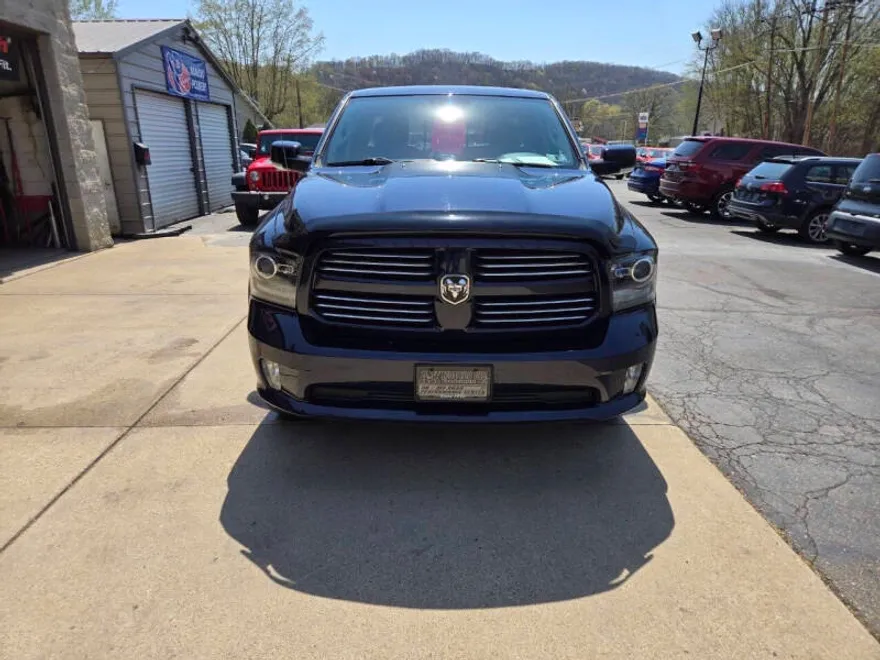 2016 Ram 1500 Sport photo 1