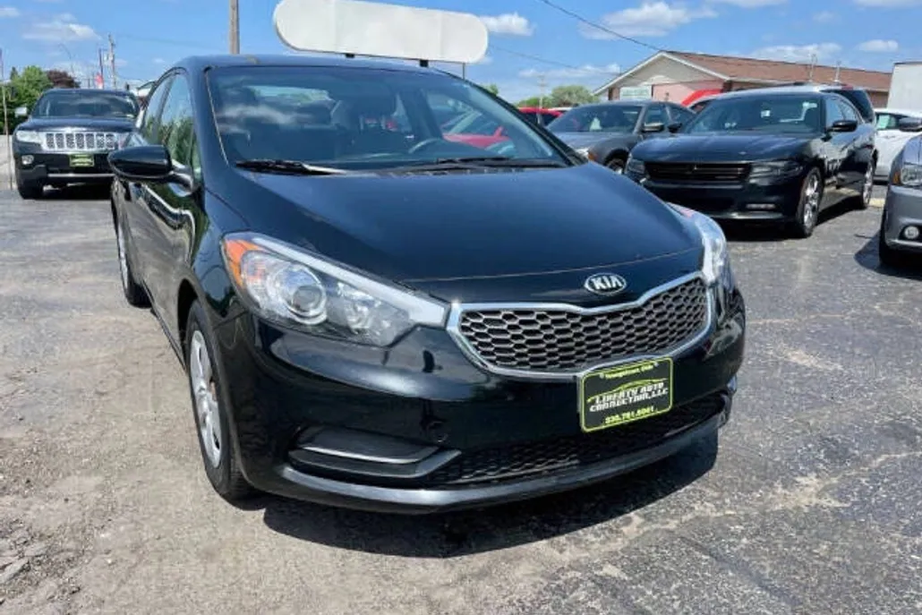 2015 Kia Forte LX photo 1