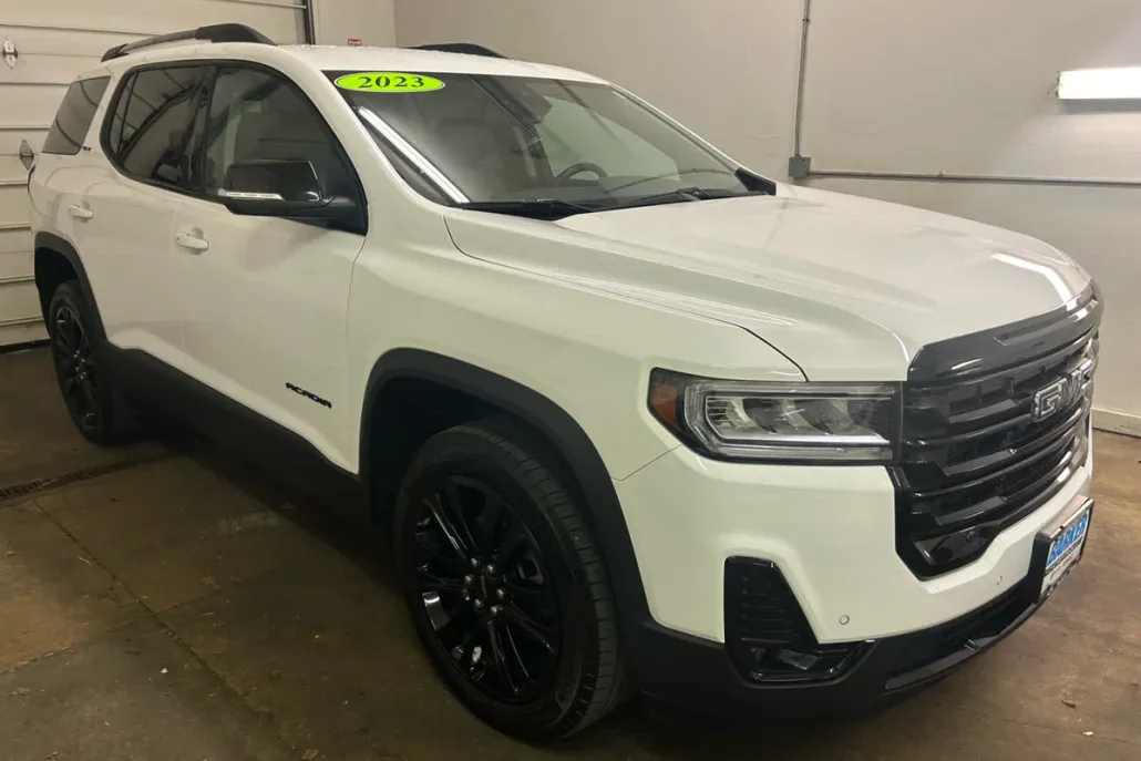 2023 Gmc Acadia SLT photo 1