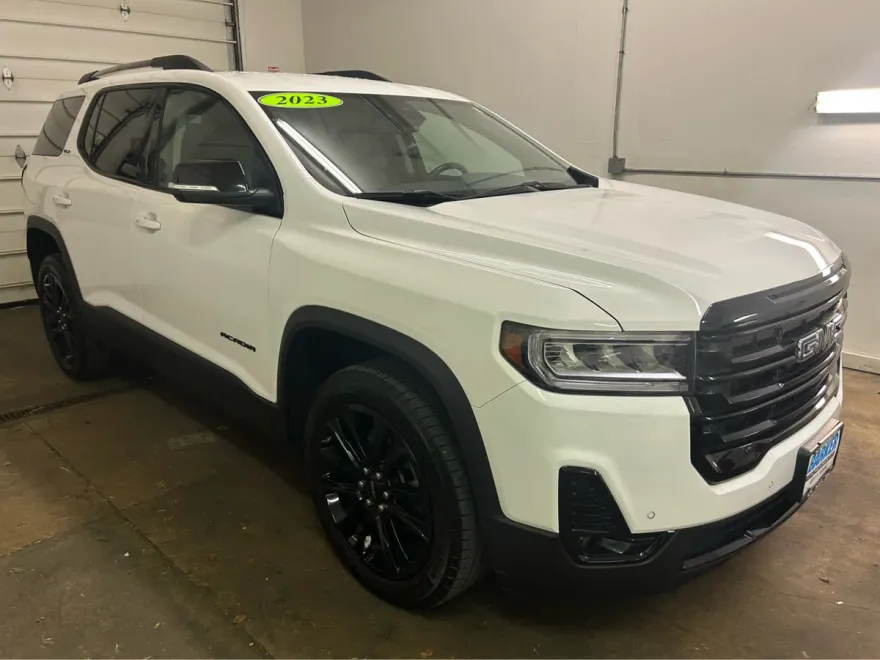 2023 Gmc Acadia SLT photo 1