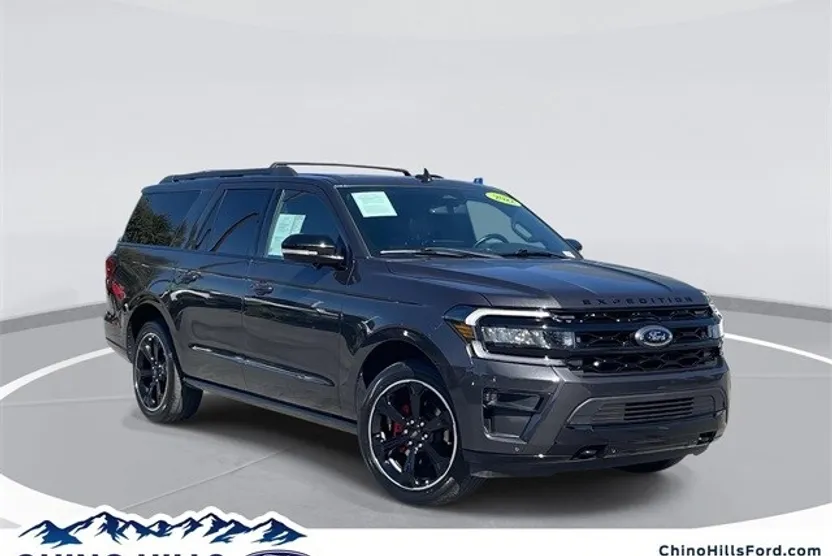 2022 Ford Expedition MAX Limited photo 1