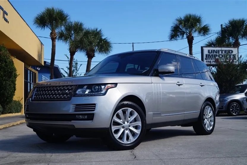 2016 Land Rover Range Rover HSE photo 1