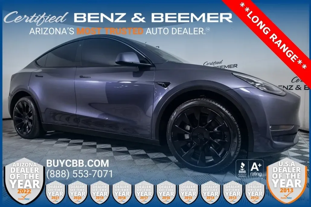 2023 Tesla Model Y Long Range photo 1