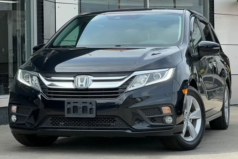 2020 Honda Odyssey EX-L photo 1