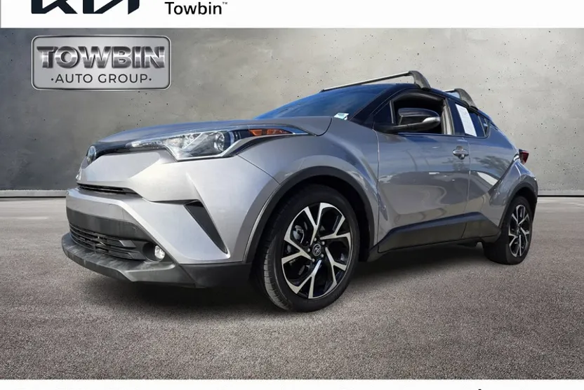2019 Toyota C-HR Limited photo 1