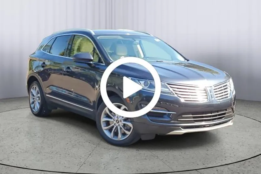 2015 Lincoln MKC Base photo 1