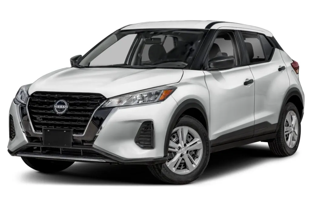2025 Nissan Kicks Play S photo 1