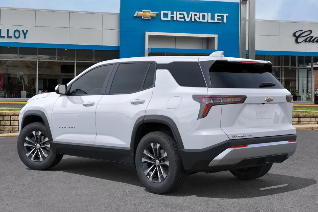 2026 Chevrolet Equinox LT photo 1