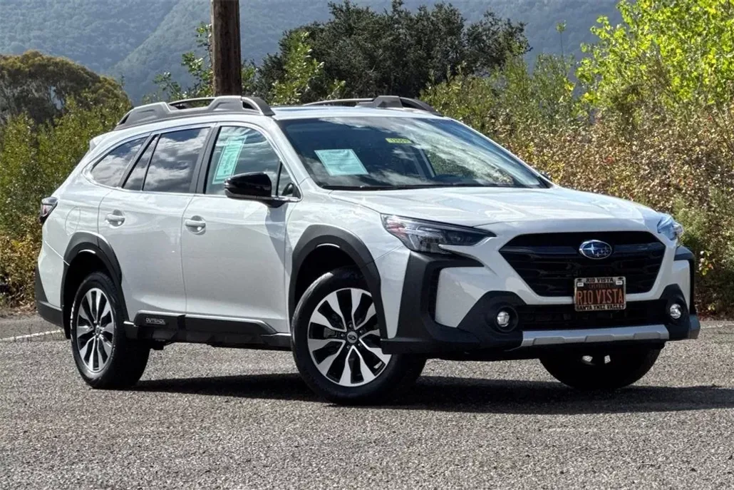 2024 Subaru Outback Limited photo 1