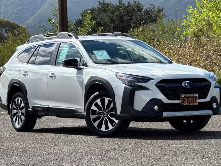 2024 Subaru Outback Limited photo 1