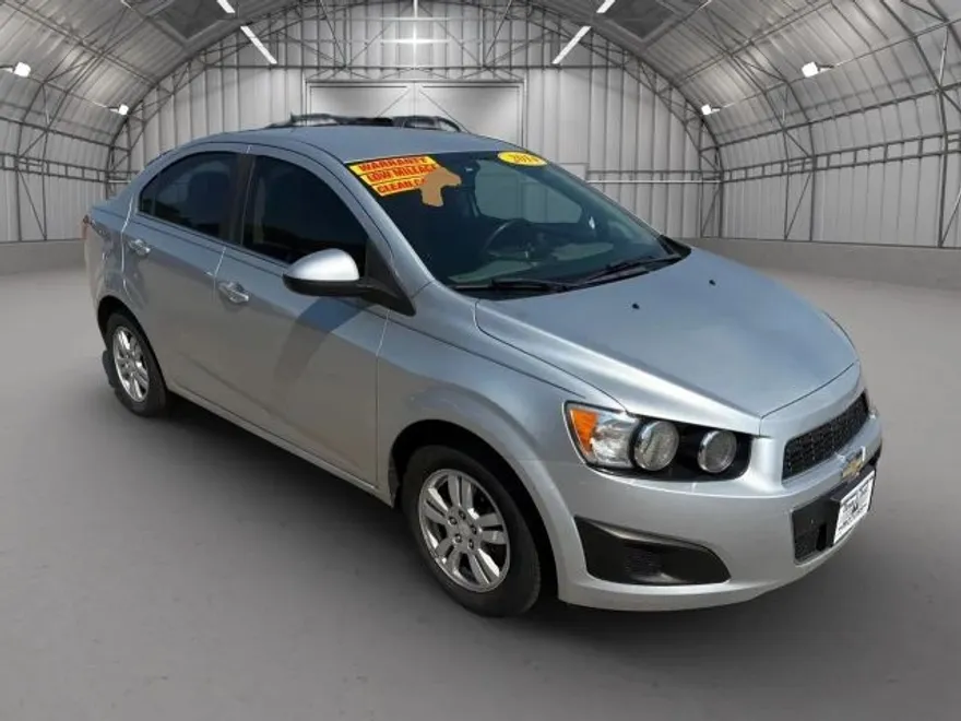 2014 Chevrolet Sonic LT photo 1