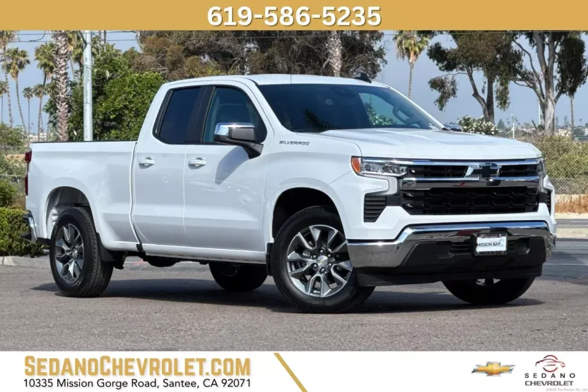 2025 Chevrolet Silverado 1500 LT photo 1