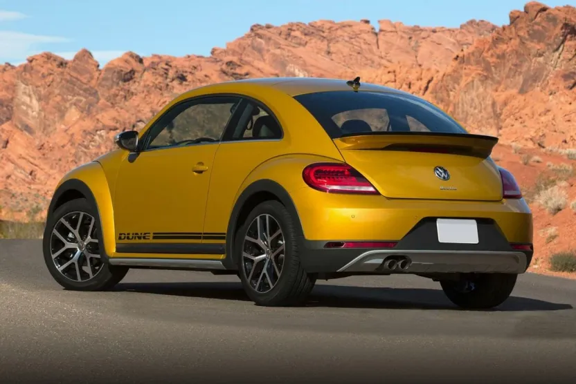 2018 Volkswagen Beetle Coast photo 1