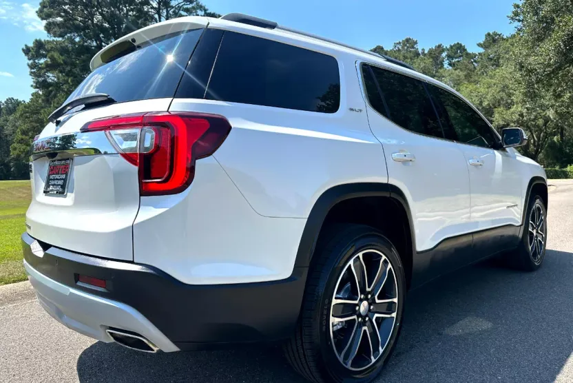 2022 Gmc Acadia SLT photo 1