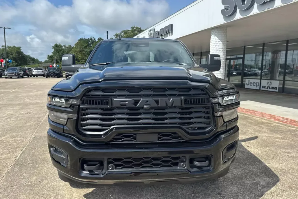 2025 Ram 2500 Big Horn photo 1