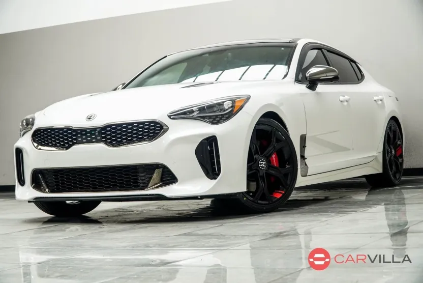 2020 Kia Stinger GT2 photo 1