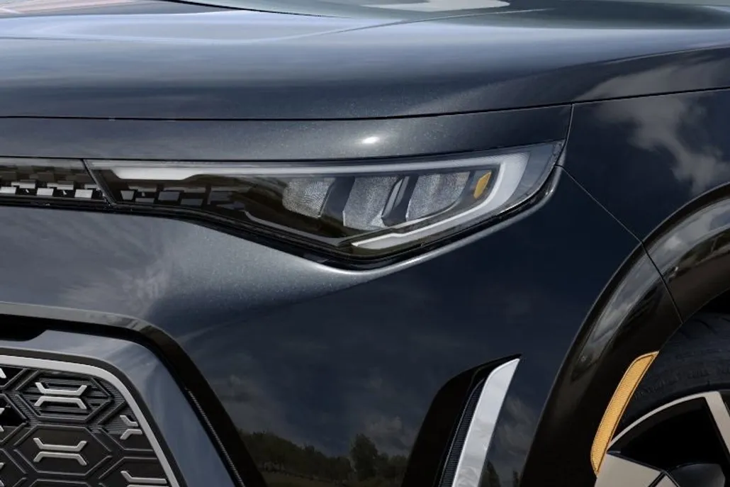 2025 Kia Soul GT-Line photo 1