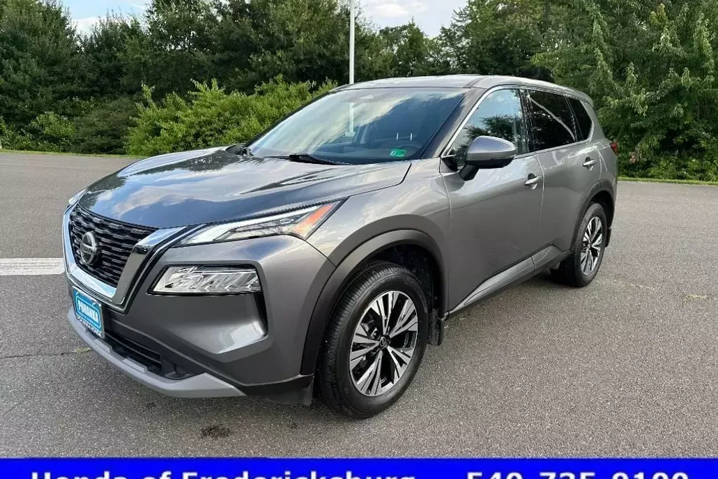2021 Nissan Rogue SV photo 1