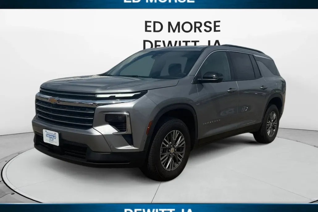 2025 Chevrolet Traverse photo 1