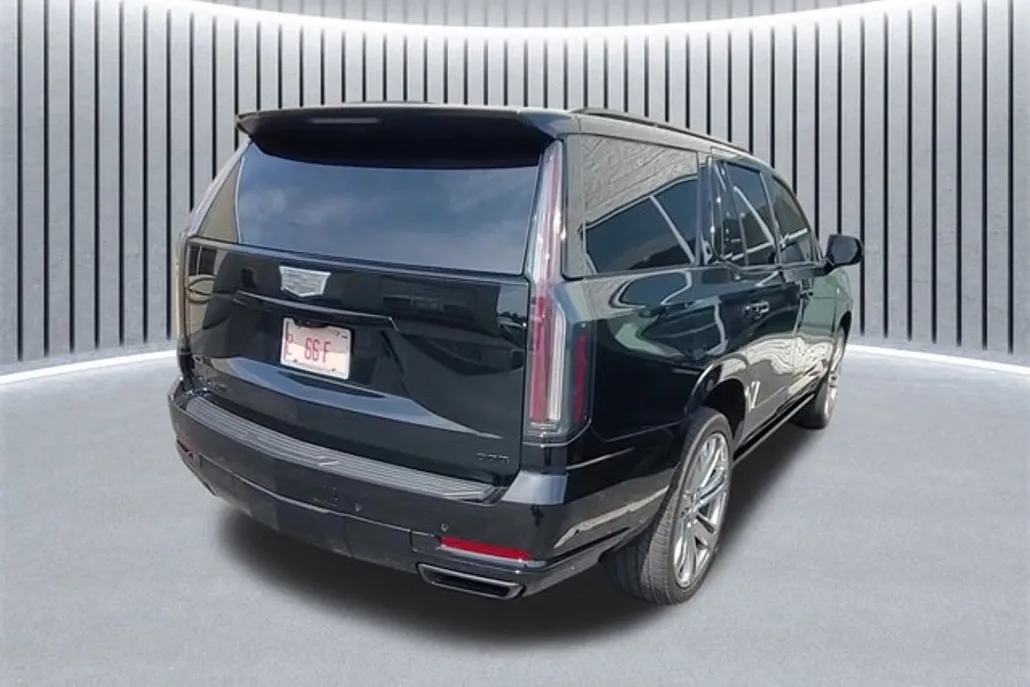 2025 Cadillac Escalade Sport photo 1
