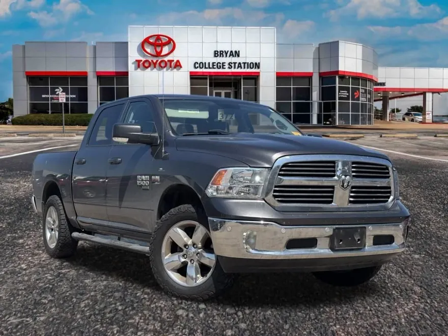 2019 Ram 1500 Classic Lone Star photo 1