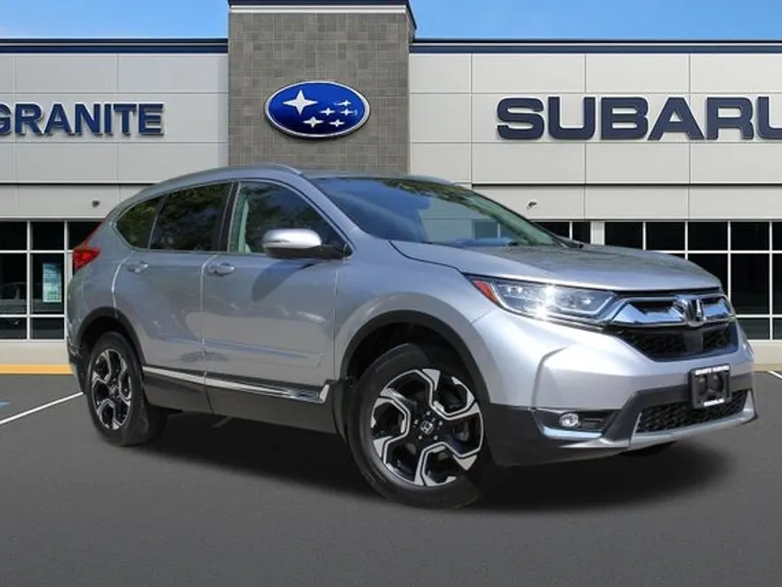 2017 Honda CR-V Touring photo 1
