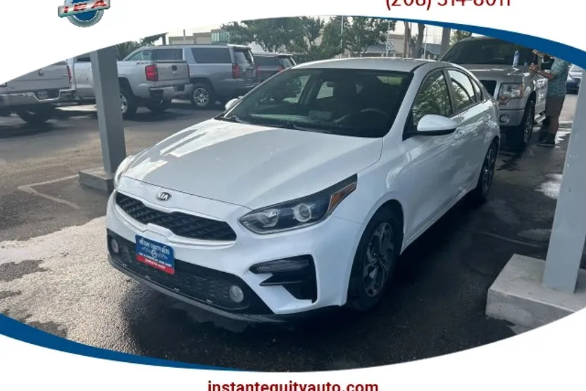 2021 Kia Forte LXS photo 1