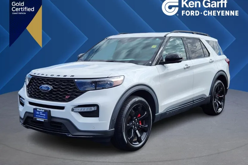 2022 Ford Explorer ST photo 1
